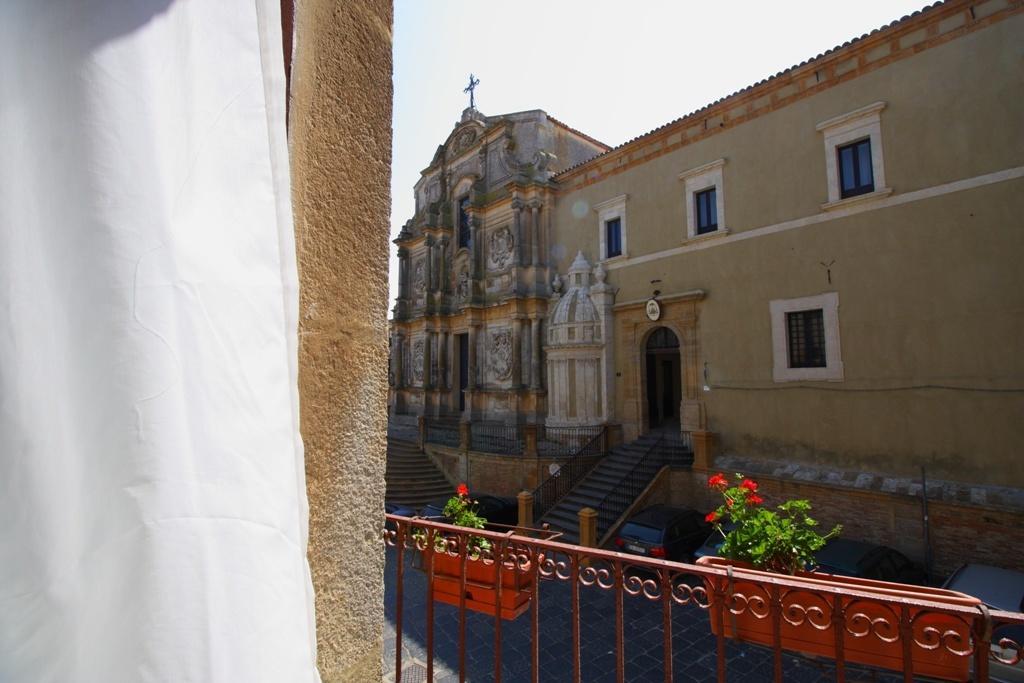 Gualtiero Camere & Suite Caltagirone Exteriér fotografie