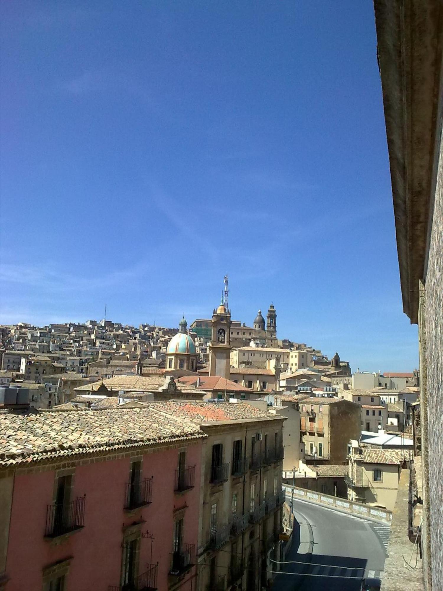 Gualtiero Camere & Suite Caltagirone Exteriér fotografie